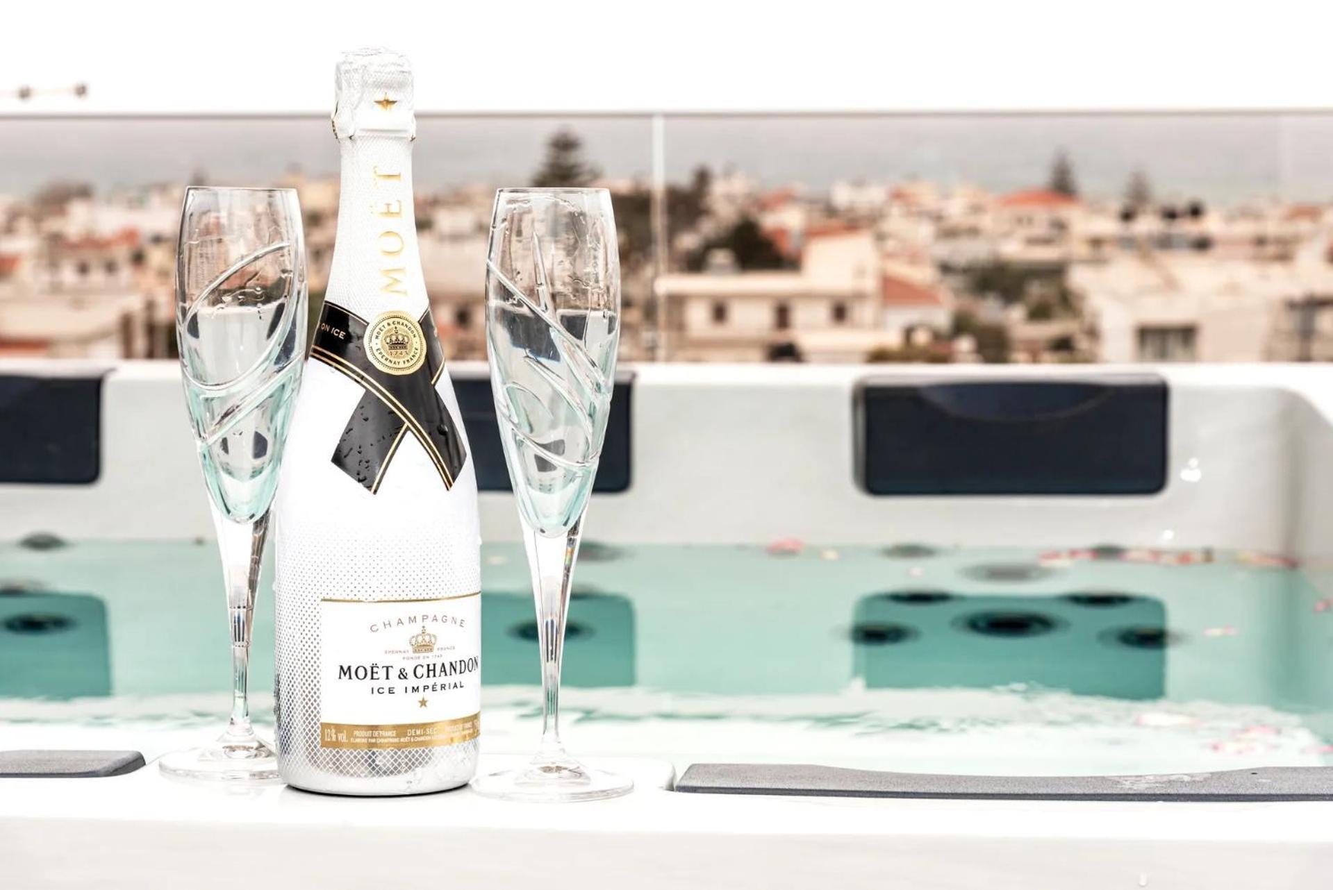 Sapphire Blue Suites Kissamos Ngoại thất bức ảnh