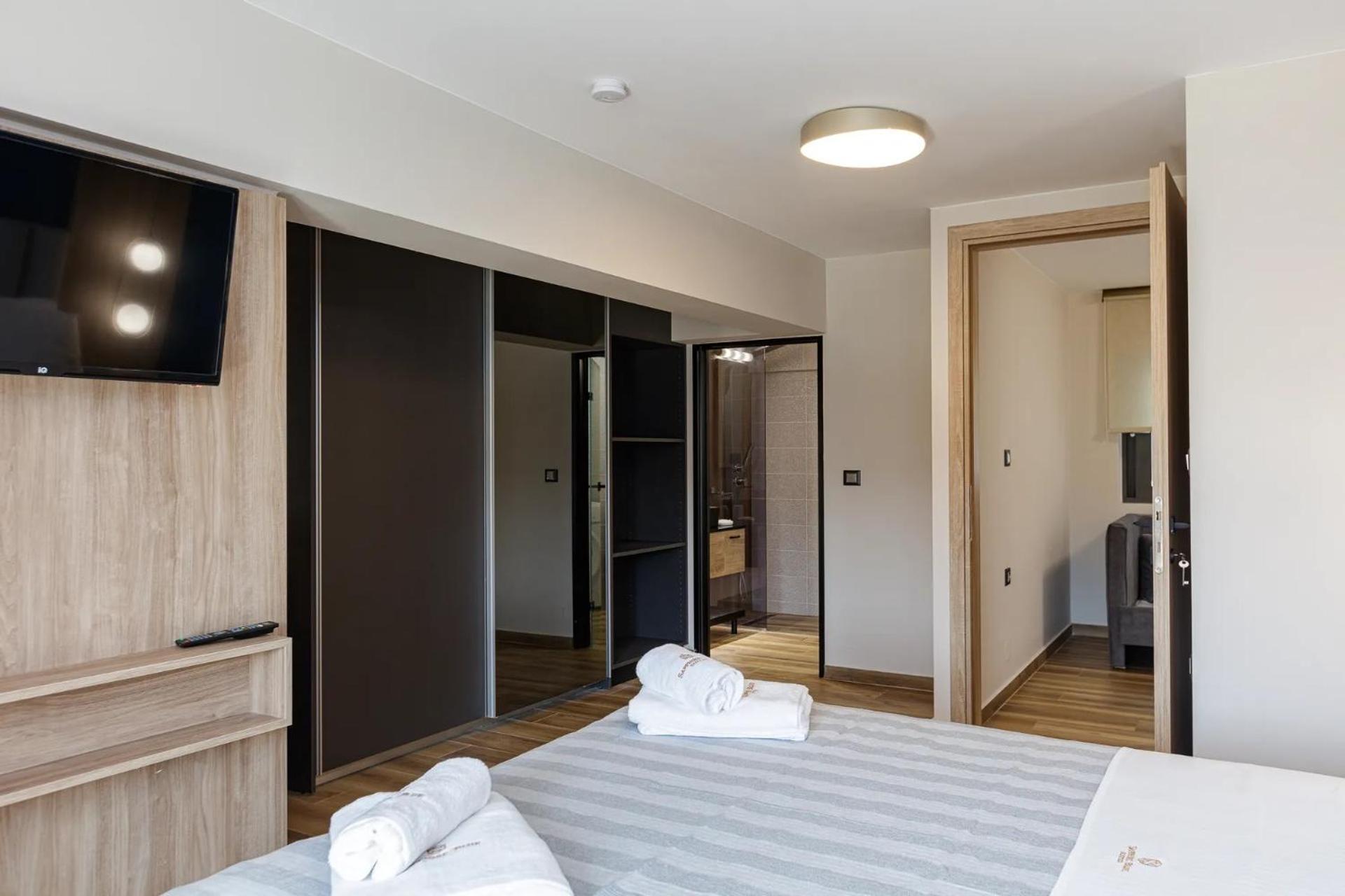Sapphire Blue Suites Kissamos Ngoại thất bức ảnh